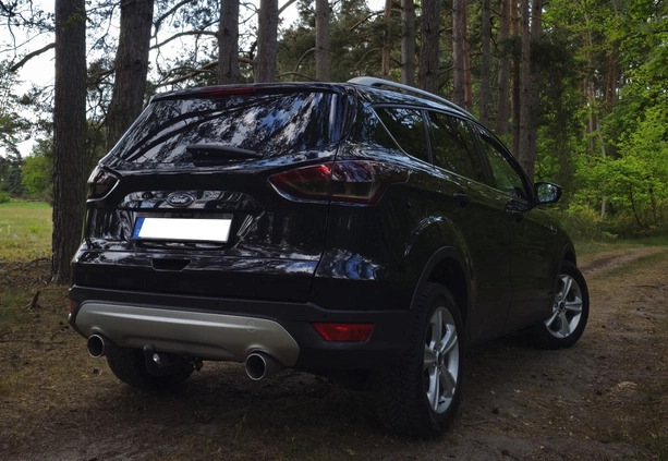 Ford Kuga cena 46800 przebieg: 196000, rok produkcji 2014 z Ustroń małe 137